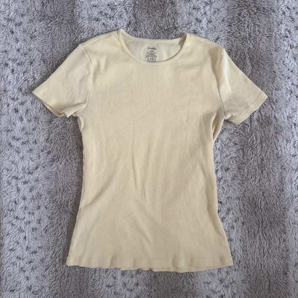Classic Ribbed Short-Sleeve Tee - Pale Yellow - Picture 3 of 3